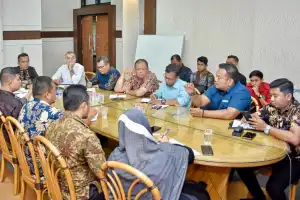 Biaya Rujukan Pasien dari Sabang ke Banda Aceh Gratis!Ê