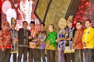 Keren! Diving Gampong Iboih Raih Juara API Award 2022