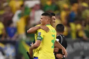 Satu Gol Casemiro Antarkan Brazil Lolos ke 16 Besar