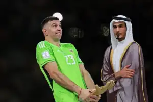 Alasan Martinez Selebrasi Mesum usai Jadi Kiper Terbaik