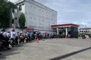 Banyak Kendaraan di Aceh Bolak-balik Isi Solar hingga Ratusan Liter