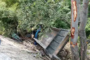 Truk yang Membawa Rombongan Wisata Terjun ke Jurang Lamreh, 4 Warga Pidie Meninggal Dunia