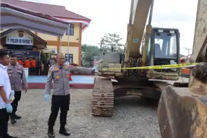Polisi Tangkap Aktor Utama Penambang Galian C Ilegal di Aceh Timur