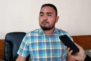 Dewan Aceh Barat Minta Warga tak Terlena Kumpulkan Batubara Demi Upah Rp30 Ribu