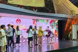 Dekranasda Aceh Besar Raih Stand Terbaik Kriyanusa 2024